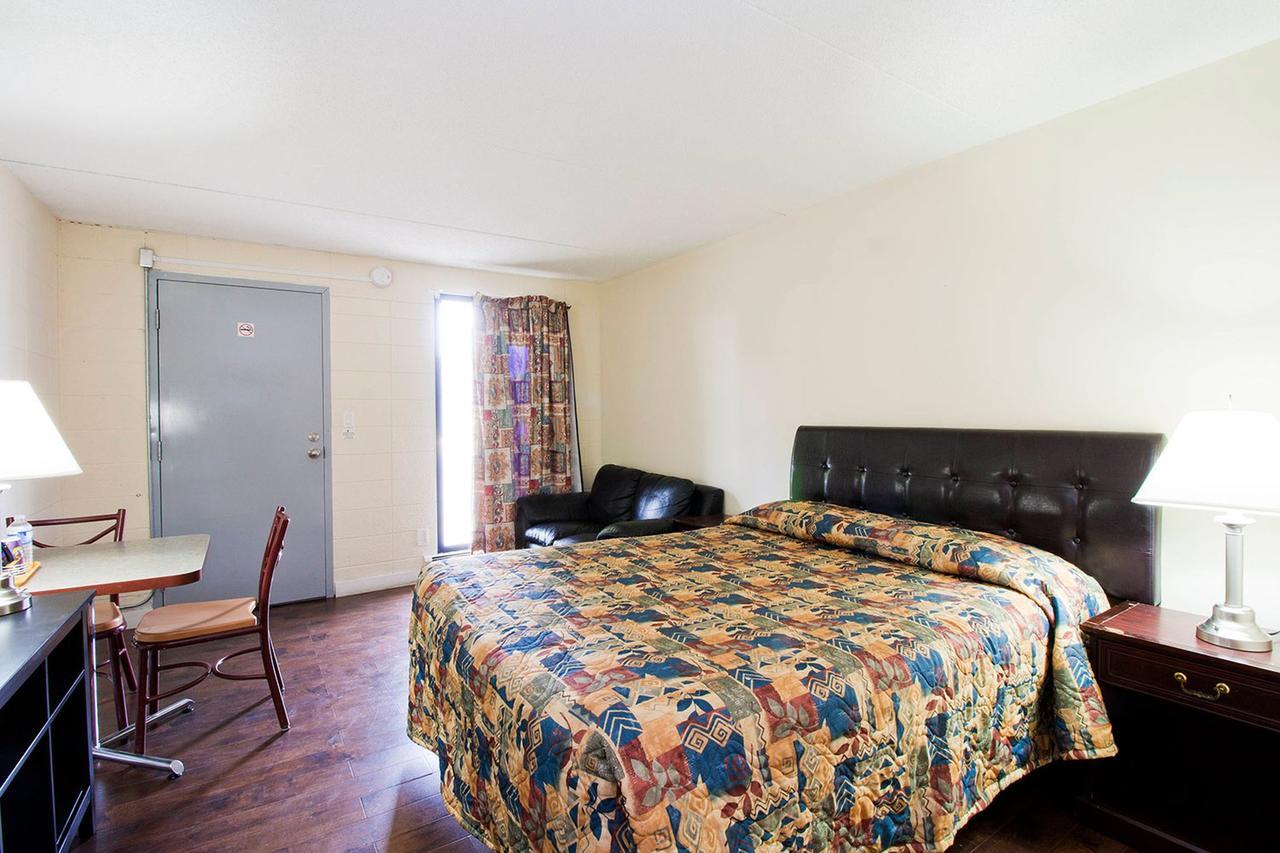 אדמונטון Aladdin Motel מראה חיצוני תמונה